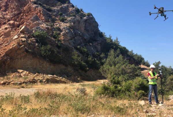 Cover Artikel Cover Artikel